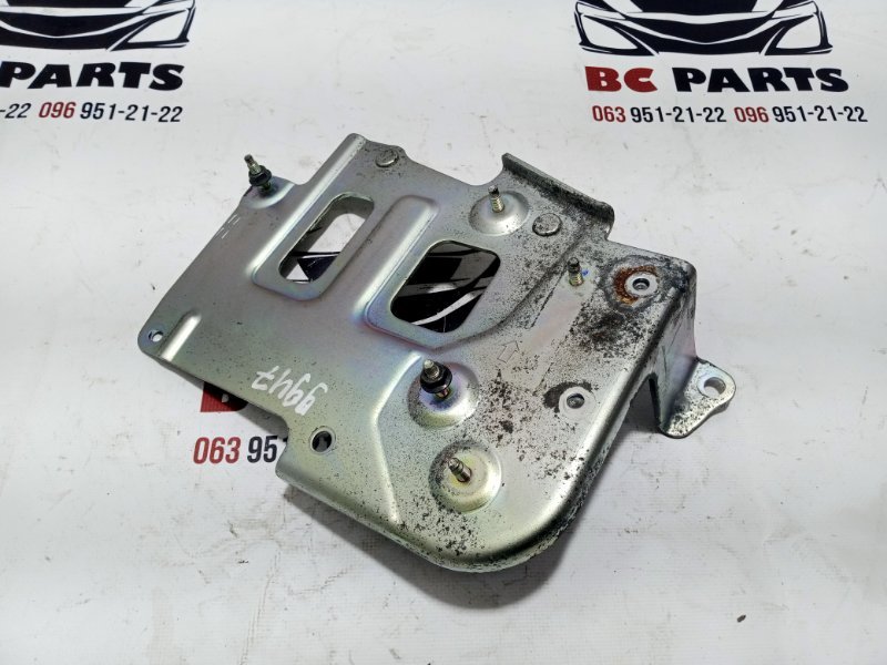 Кронштейн Nissan Rogue T33 2.5