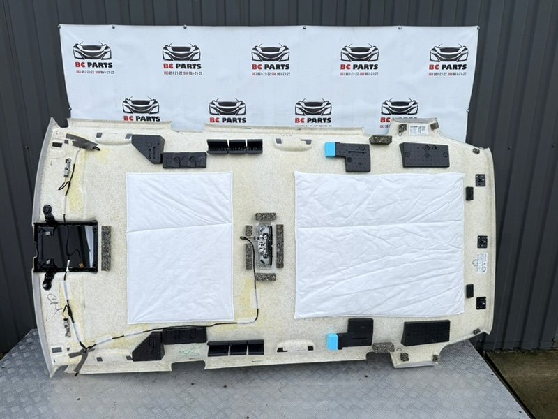 Обшивка потолка Tiguan 2020 2.0 Обшивка потолка Tiguan 2020 2.0