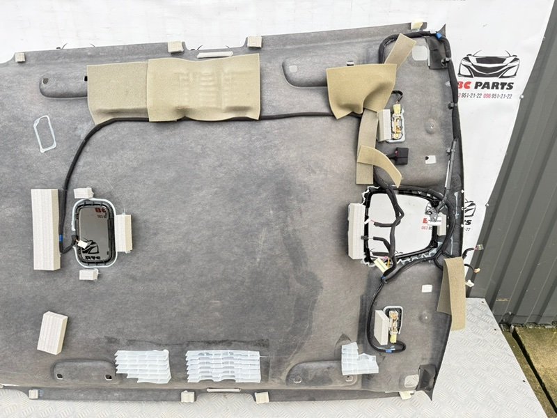 Обшивка потолка Niro 2024 Обшивка потолка Niro 2024