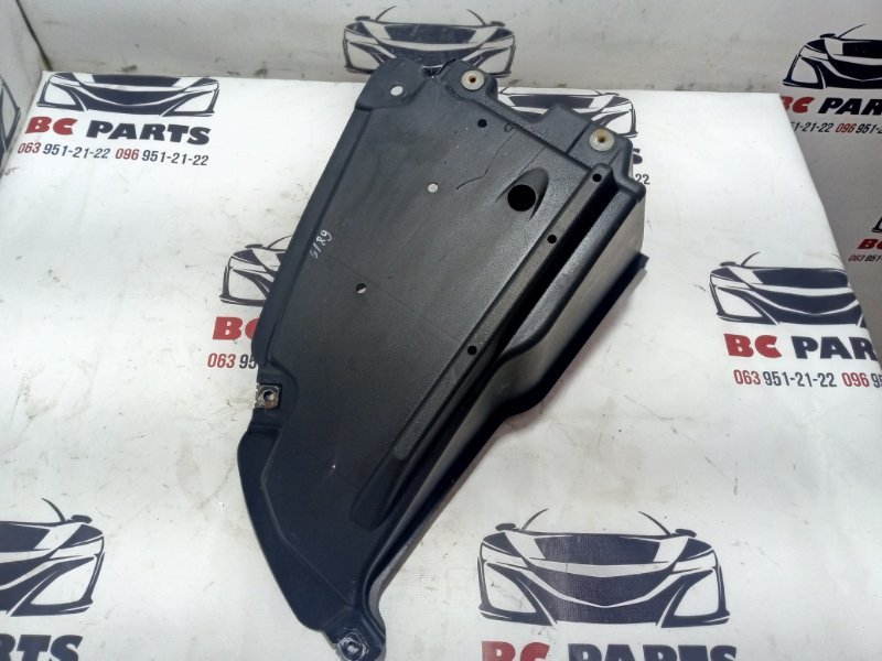 Запчасть защита бампера задняя правая Lexus RX 350 2012 3.5 587230E010 Б/У Защита бампера задняя правая Lexus RX 350 2012 3.5 587230E010 Б/У