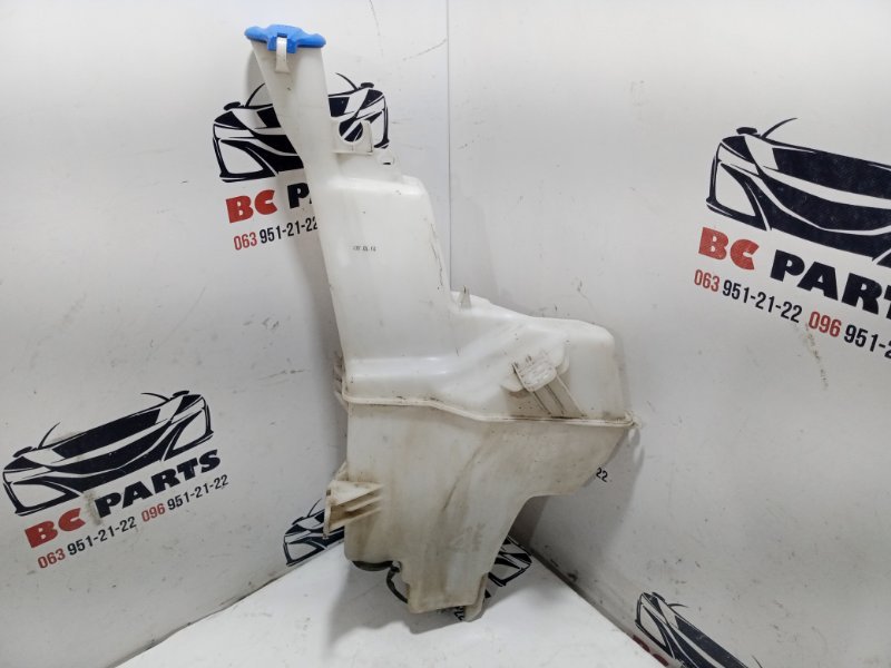 Запчасть бачок стеклоомывателя Kia Sportage 2017 98610f1500 Б/У Бачок стеклоомывателя Kia Sportage 2017 98610f1500 Б/У