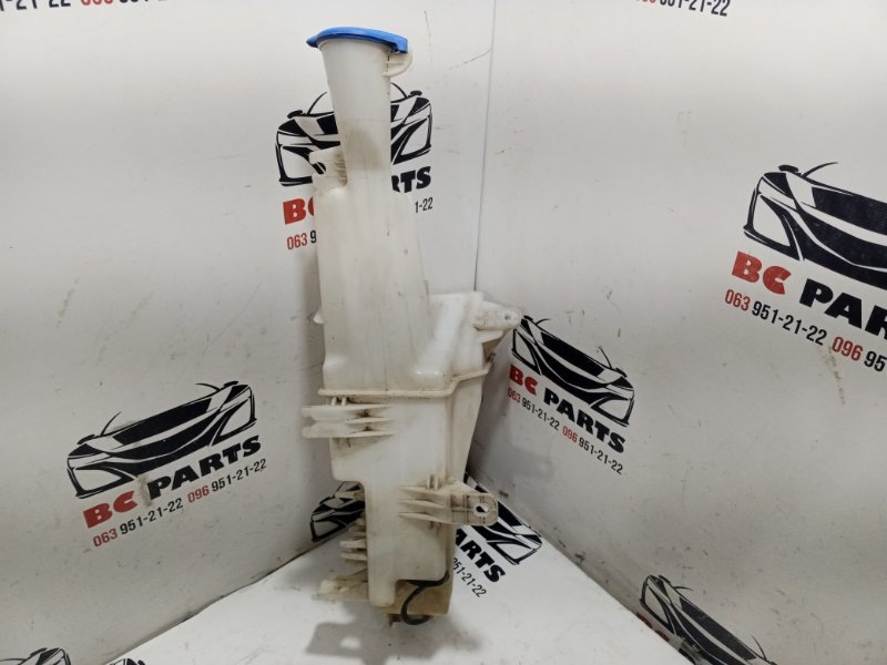 Бачок стеклоомывателя Kia Sportage Бачок стеклоомывателя Kia Sportage