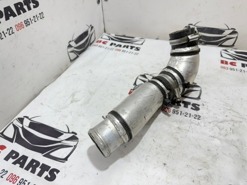 Патрубок интеркулера Sportage 2017 Патрубок интеркулера Sportage 2017