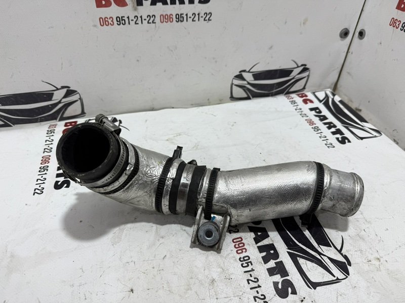 Патрубок интеркулера Sportage 2017 Патрубок интеркулера Sportage 2017