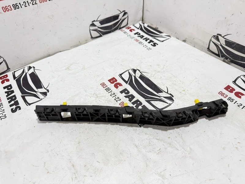 Направляющая бампера задняя правая Sportage 2017