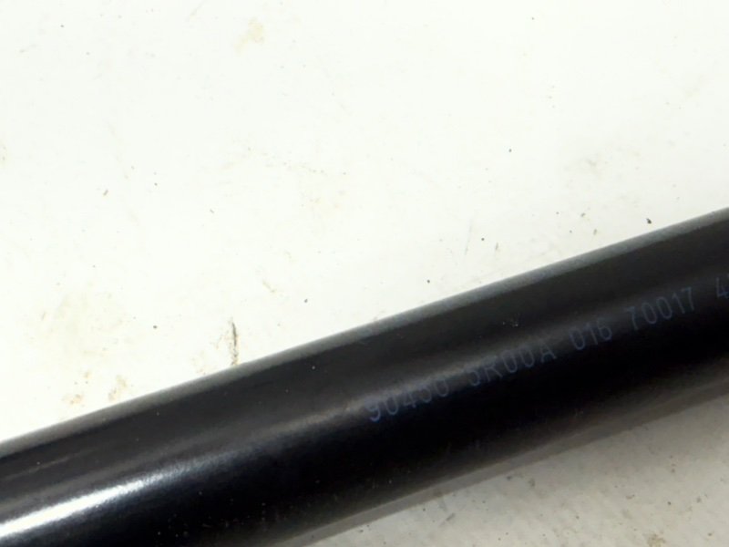 Амортизатор крышки багажника правый Kicks 2021 1.6