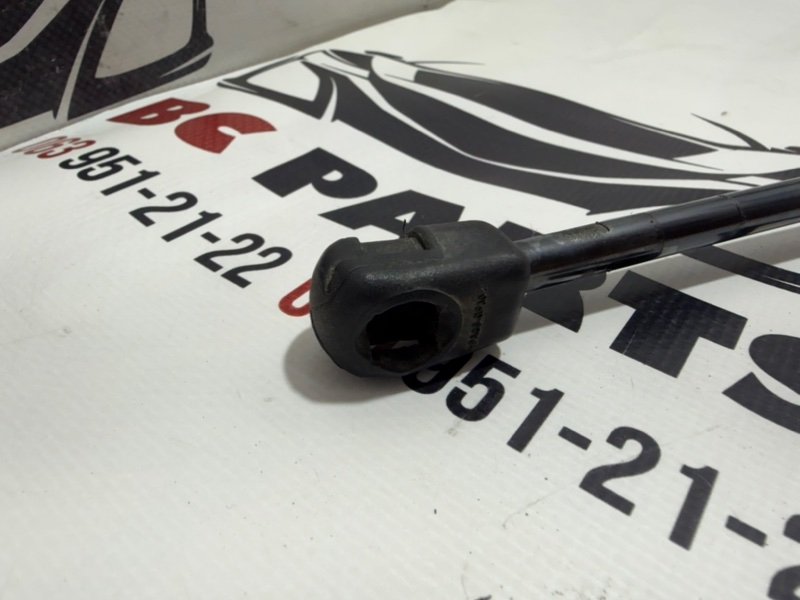 Амортизатор крышки багажника левый Sportage 2017