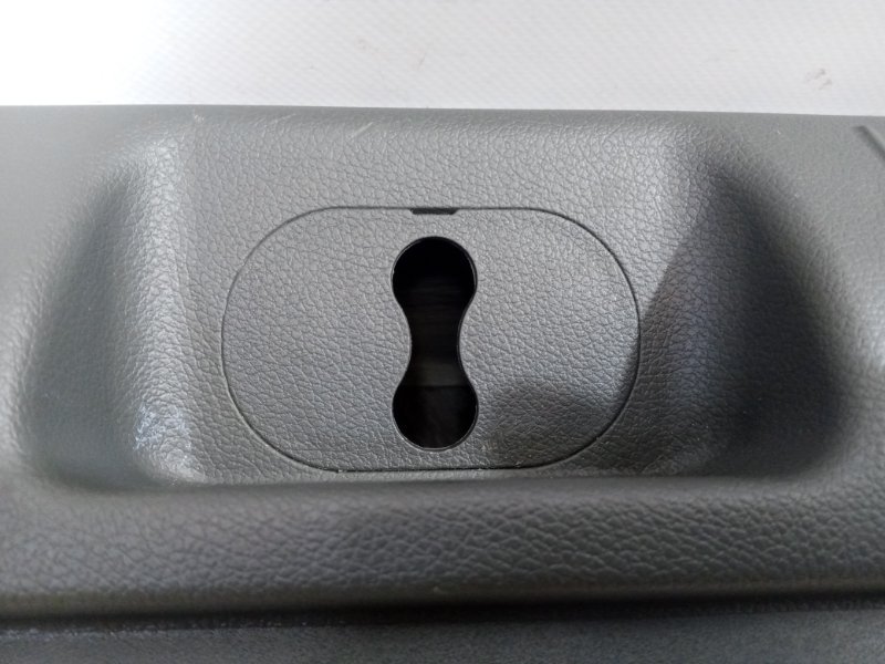 Накладка замка багажника Sportage 2017