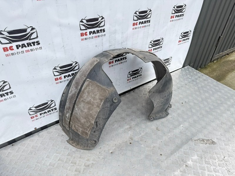 Подкрылок передний левый Sportage 2017