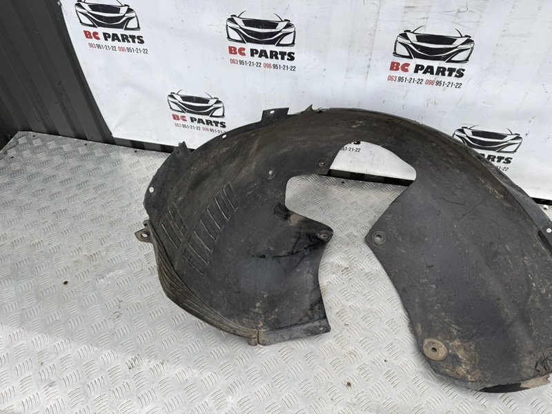 Подкрылок передний левый Sportage 2017