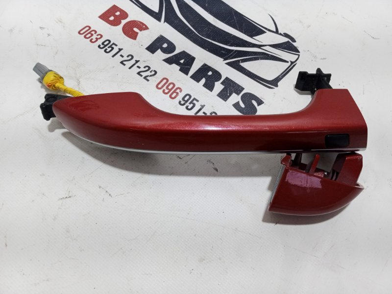 Запчасть ручка двери внешняя передняя правая Kia Sportage 2017 82661F1010 Б/У Ручка двери внешняя передняя правая Kia Sportage 2017 82661F1010 Б/У