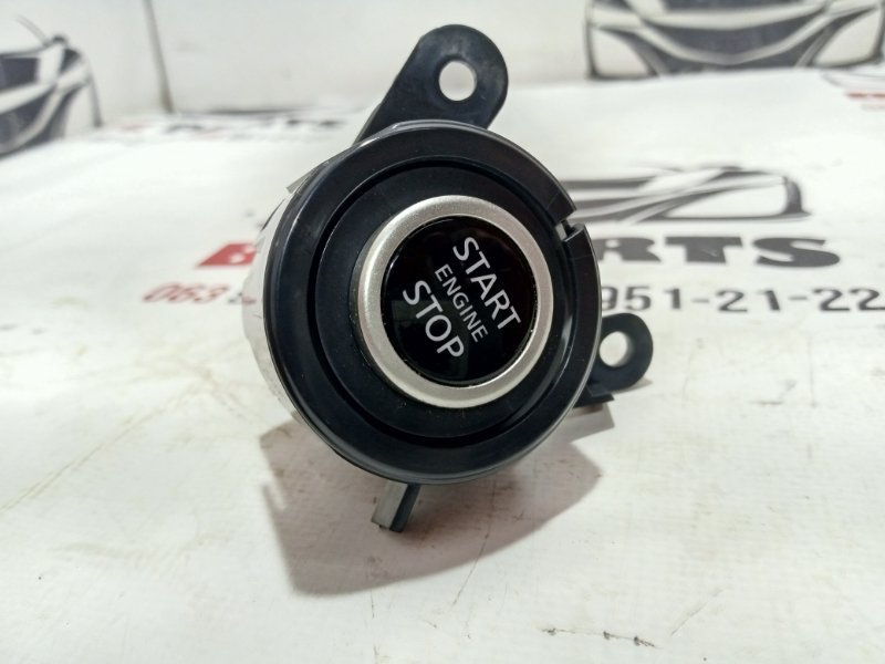 Кнопка старт-стоп Nissan Rogue 2021 T33 2.5 251506LA1A Б/У