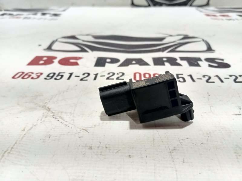 Датчик удара Nissan Rogue T33 2.5