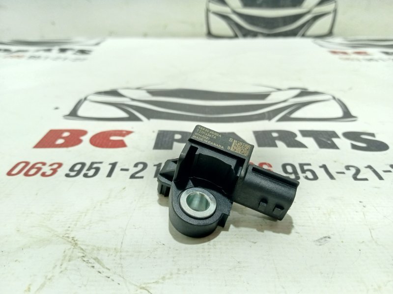 Датчик удара Nissan Rogue 2021 T33 2.5 988306RR0A Б/У