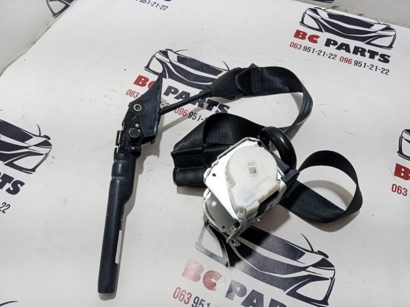 Ремень безопасности передний правый Rogue 2021 T33 2.5