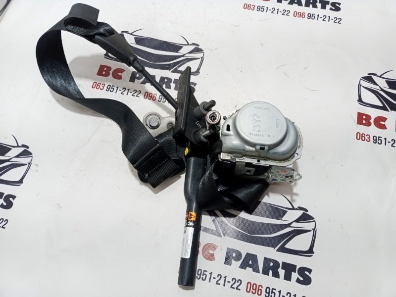 Ремень безопасности передний правый Nissan Rogue T33 2.5