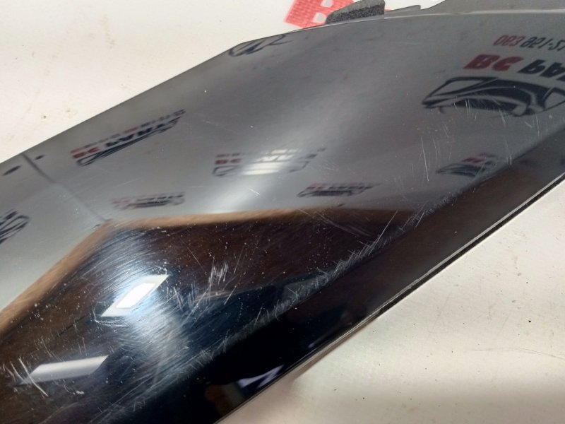 Накладка стойки лобового стекла левая Rogue 2020-2025 T33 Накладка стойки лобового стекла левая Rogue 2020-2025 T33