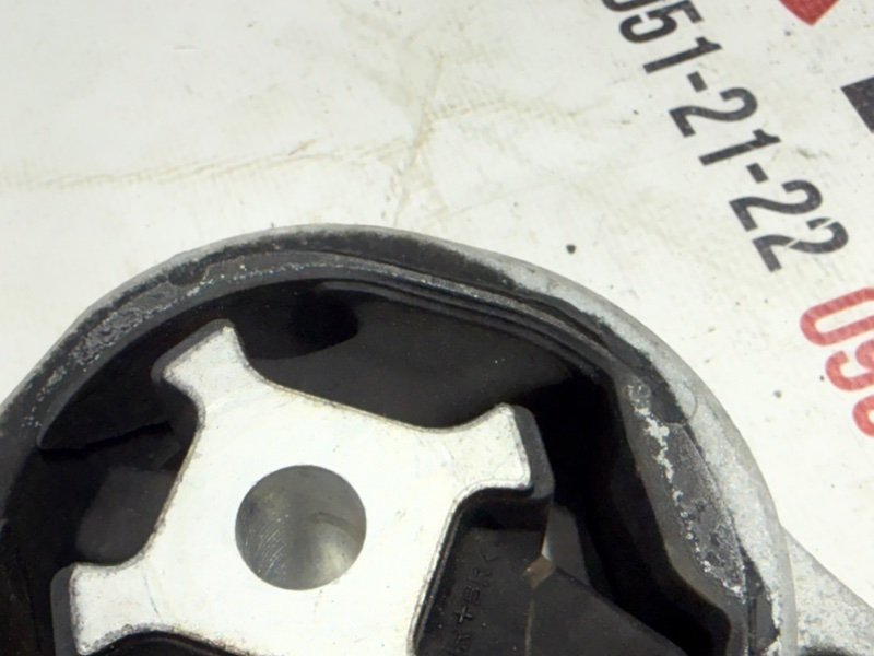 Подушка двигателя Rogue 2017 T32 QR25 2.5