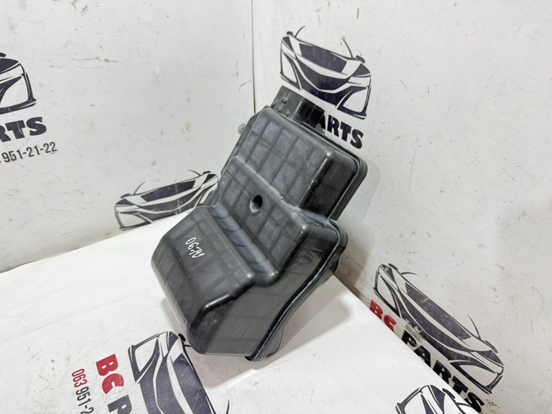 Резонатор воздушного фильтра Nissan Rogue T32 QR25 2.5 Резонатор воздушного фильтра Nissan Rogue T32 QR25 2.5