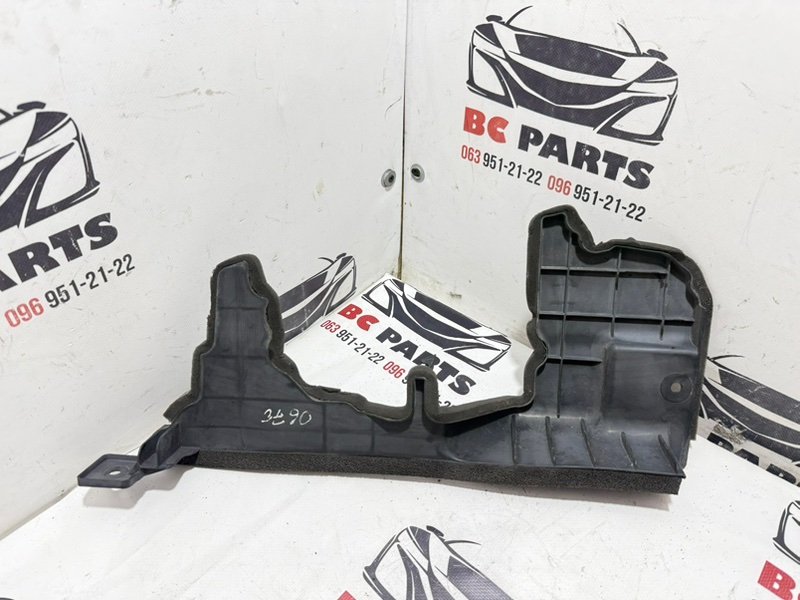 Дефлектор радиатора левый Rogue 2017 T32 QR25 2.5 Дефлектор радиатора левый Rogue 2017 T32 QR25 2.5