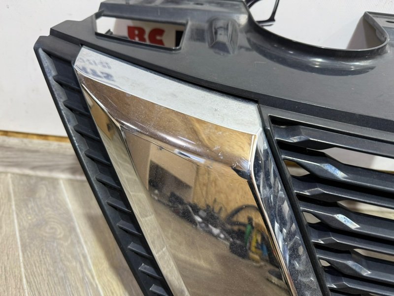 Решетка радиатора Rogue 2017 T32 QR25 2.5 Решетка радиатора Rogue 2017 T32 QR25 2.5