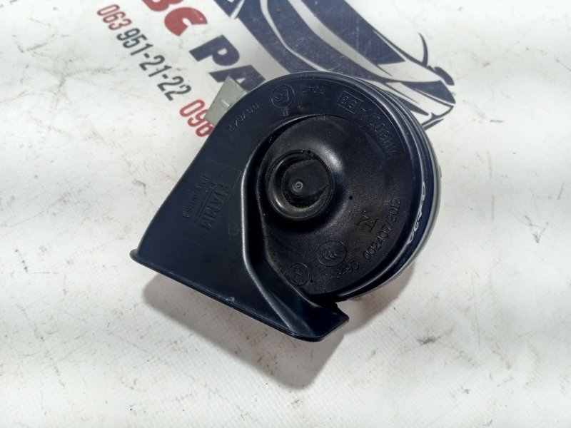 Запчасть звуковой сигнал Nissan Rogue 2017 T32 QR25 2.5 256106fl0a Б/У Звуковой сигнал Nissan Rogue 2017 T32 QR25 2.5 256106fl0a Б/У