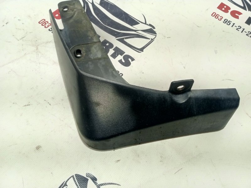 Брызговик задний левый Nissan Rogue 2017 T32 QR25 2.5 788134BA0A Б/У