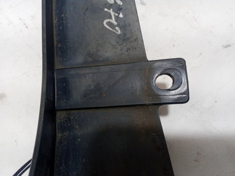 Брызговик задний левый Rogue 2017 T32 QR25 2.5