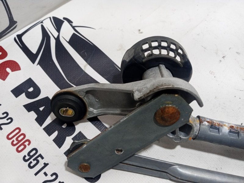 Трапеция дворников Rogue 2017 T32 QR25 2.5