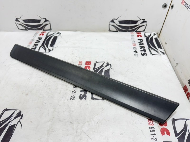 Накладка двери задняя правая Rogue 2017 T32 QR25 2.5