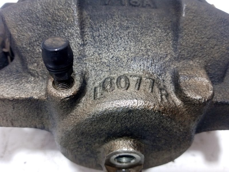 Суппорт тормозной передний левый Rogue 2017 T32 QR25 2.5