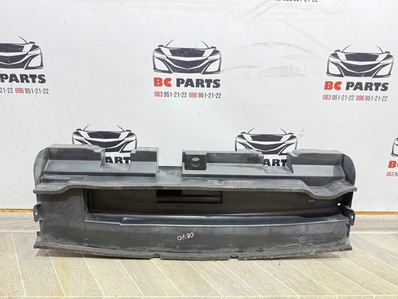 Запчасть дефлектор радиатора Nissan Rogue 2017 T32 QR25 2.5 215796FM5A Б/У Дефлектор радиатора Nissan Rogue 2017 T32 QR25 2.5 215796FM5A Б/У