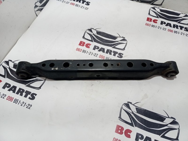 Рычаг подвески нижний задний правый Rogue 2017 T32 QR25 2.5