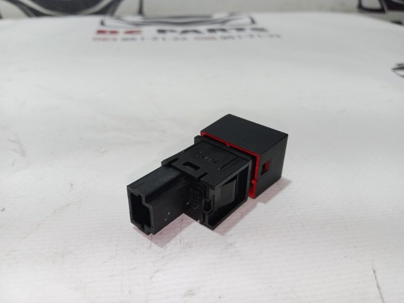 Кнопка аварийной сигнализации Rogue 2021 T33 2.5