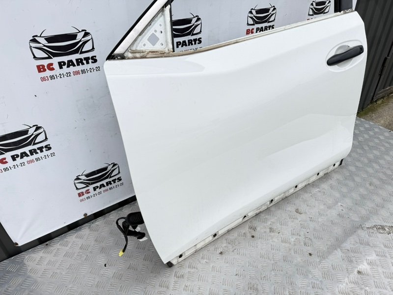 Дверь боковая передняя левая Nissan Rogue T32 QR25 2.5 Дверь боковая передняя левая Nissan Rogue T32 QR25 2.5