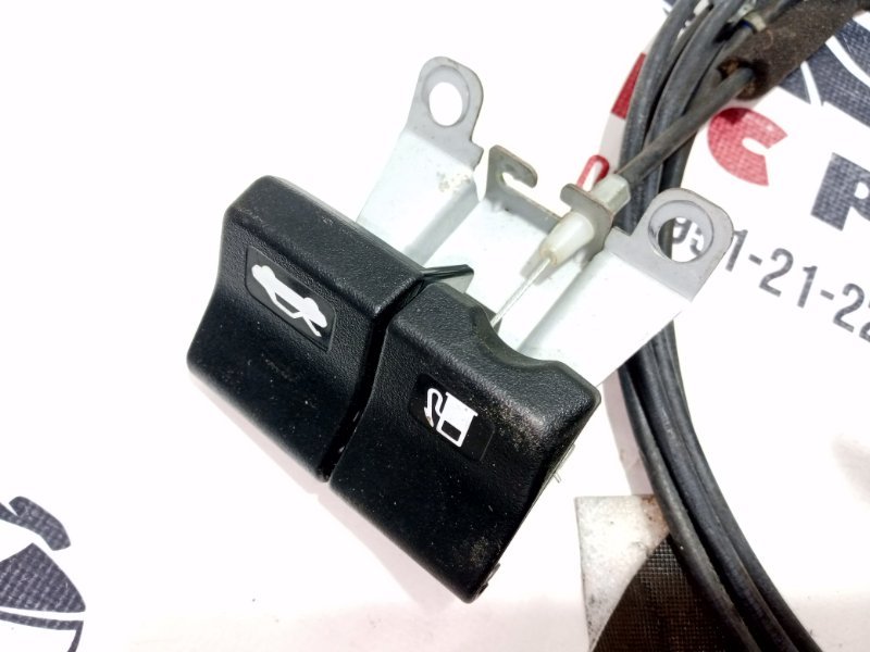 Трос лючка топливного бака Nissan Rogue T32 QR25 2.5