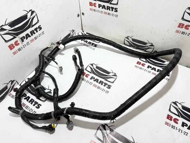 Запчасть проводка бампера передняя Nissan Rogue 2017 T32 QR25 2.5 240237FR0C Б/У Проводка бампера передняя Nissan Rogue 2017 T32 QR25 2.5 240237FR0C Б/У