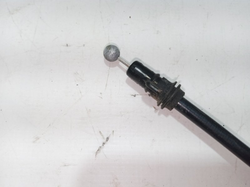 Трос замка капота Volkswagen Tiguan 2.0