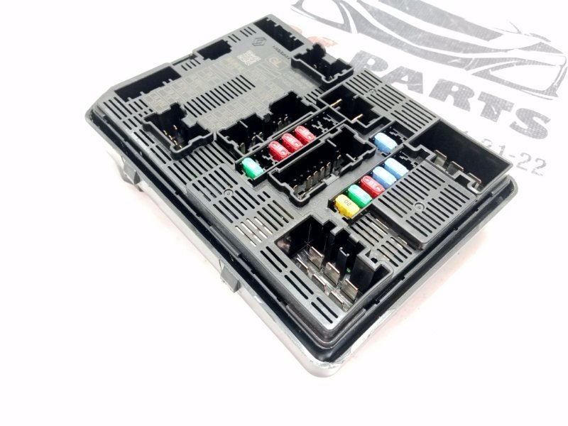 Блок предохранителей под капот Rogue 2021 T33 2.5