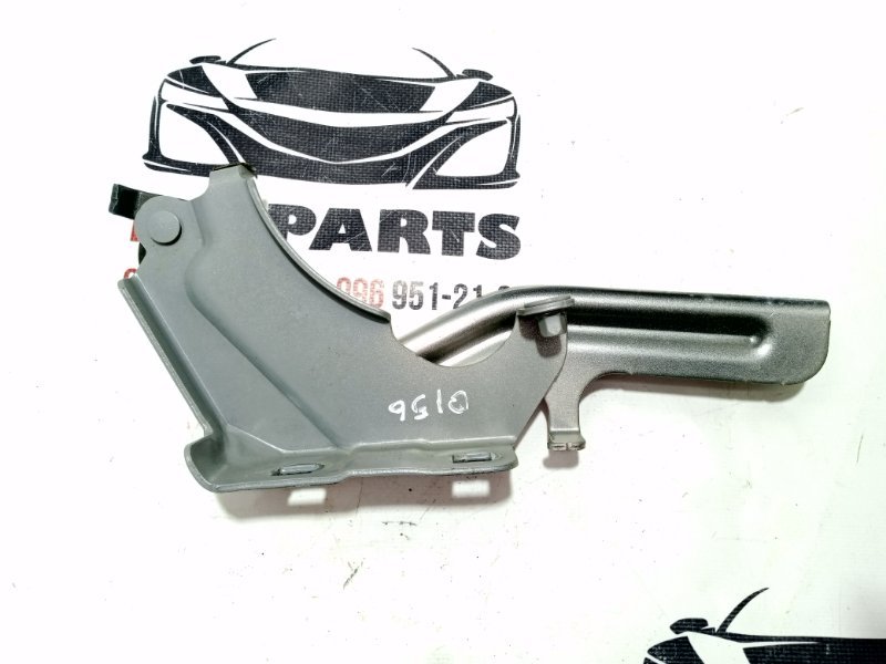 Петля капота правая Nissan Rogue T33 1.5 Петля капота правая Nissan Rogue T33 1.5