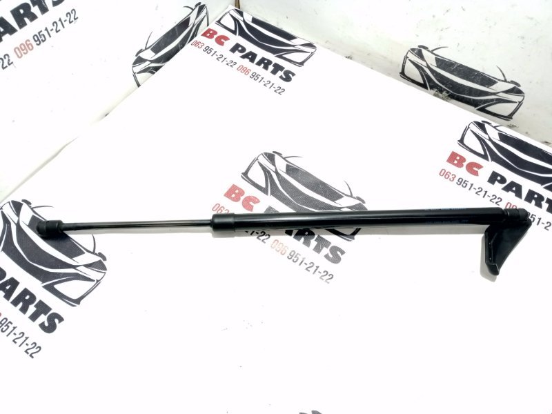 Амортизатор двери багажника правый Nissan Rogue 2021 T33 2.5 904506RR0B Б/У