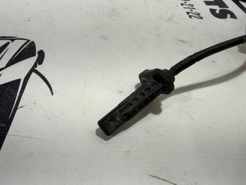 Датчик ABS задний Ford Fusion MK5 Датчик ABS задний Ford Fusion MK5