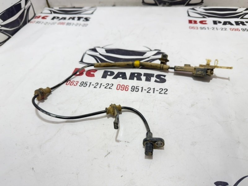 Датчик ABS задний Fusion 2012-2016 MK5 Датчик ABS задний Fusion 2012-2016 MK5