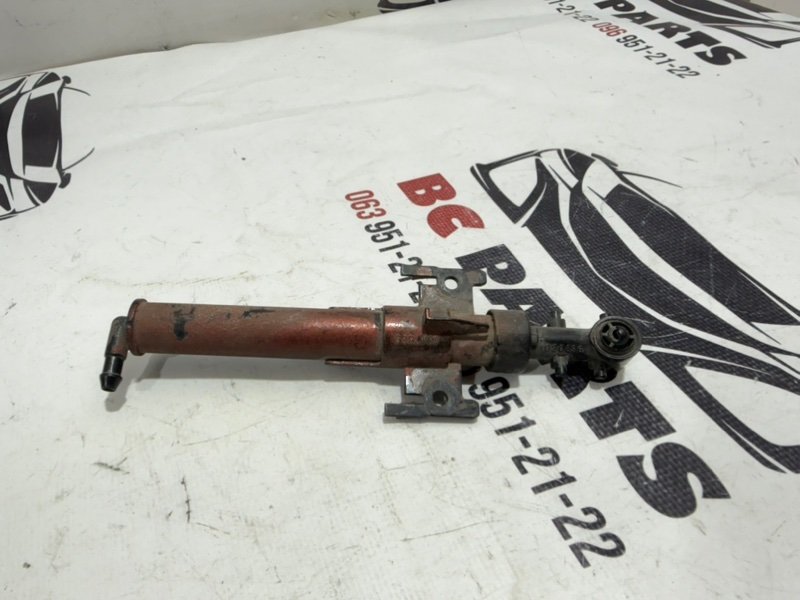 Форсунка омывателя фар правая Land Rover Range Rover Sport 2013-2021 L494 cpla13k130ac Б/У