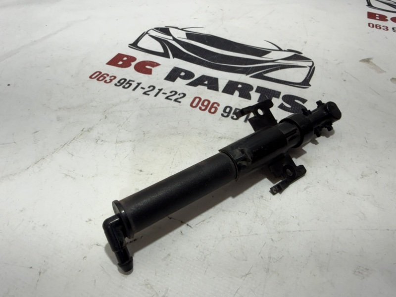Форсунка омывателя фар левая Range Rover Sport 2013-2021 L494 Форсунка омывателя фар левая Range Rover Sport 2013-2021 L494