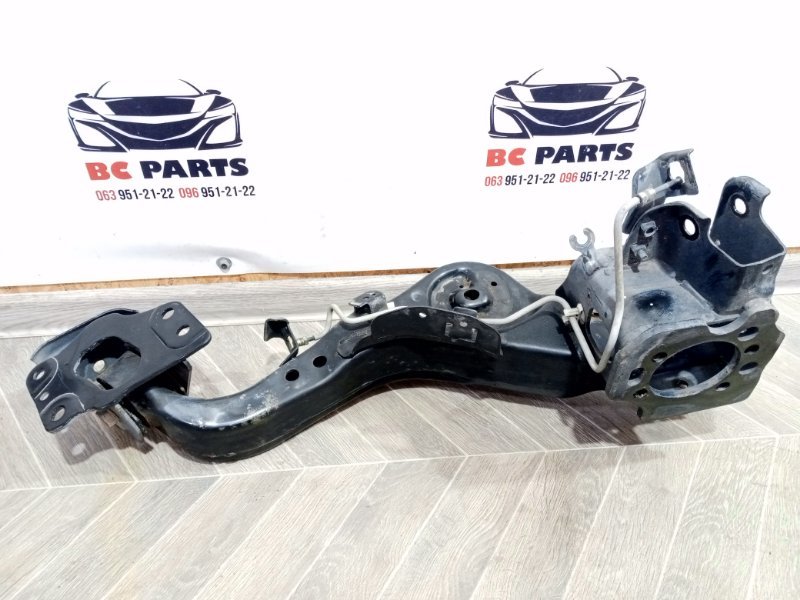 Рычаг подвески задний левый Rogue 2017 T32 QR25 2.5