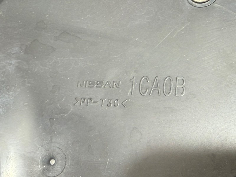 Воздуховод воздушного фильтра FX35 2008-2016 S51 3.5 Воздуховод воздушного фильтра FX35 2008-2016 S51 3.5