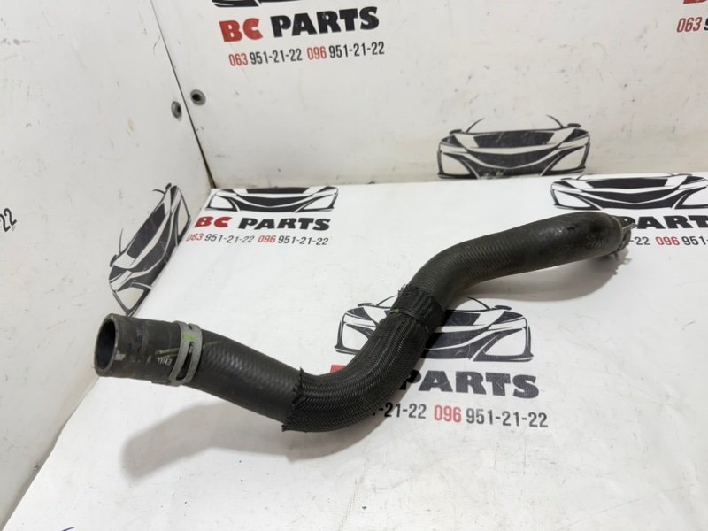 Патрубок радиатора Ford Fusion MK5 2.5