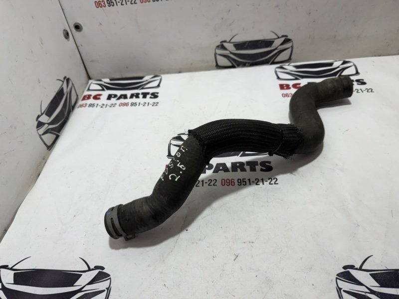 Патрубок радиатора Ford Fusion MK5 2.5