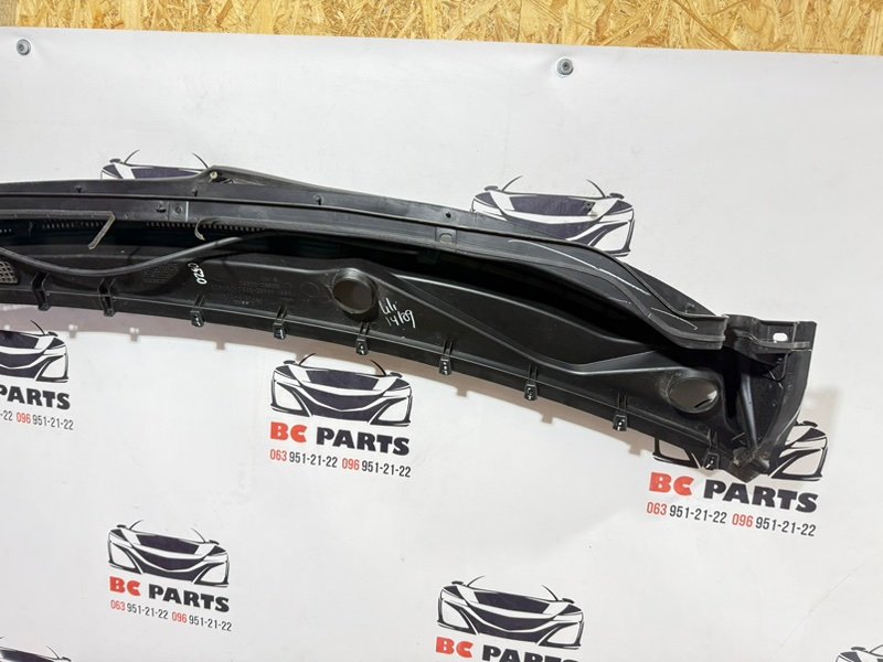 Жабо Kicks 2021 1.6 Жабо Kicks 2021 1.6